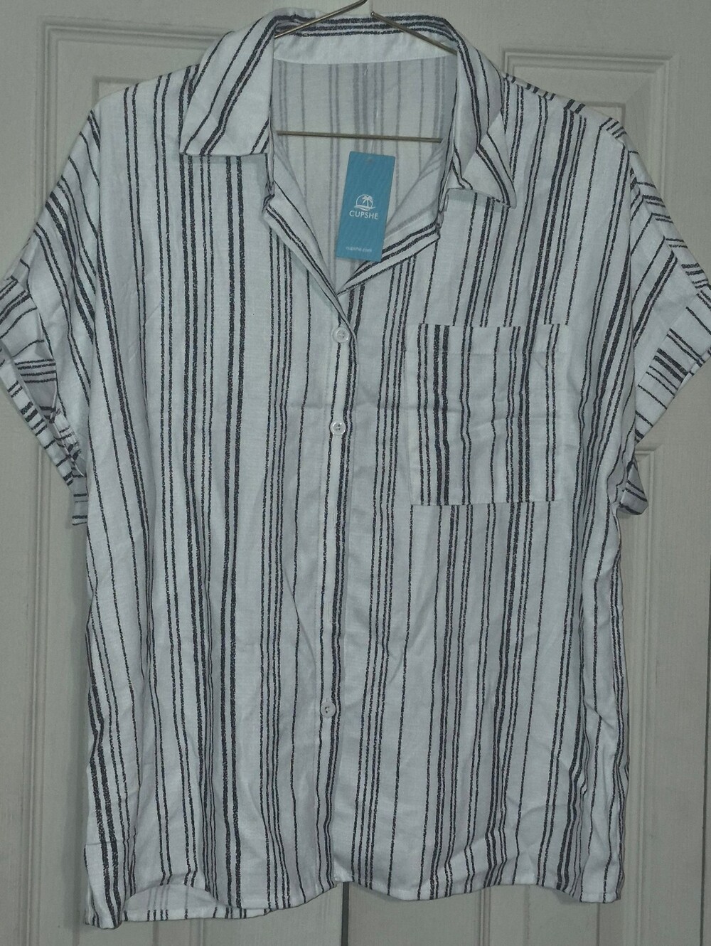 Cupshe Women's White Button-Down Short-Sleeve Shirt with Black Stripes